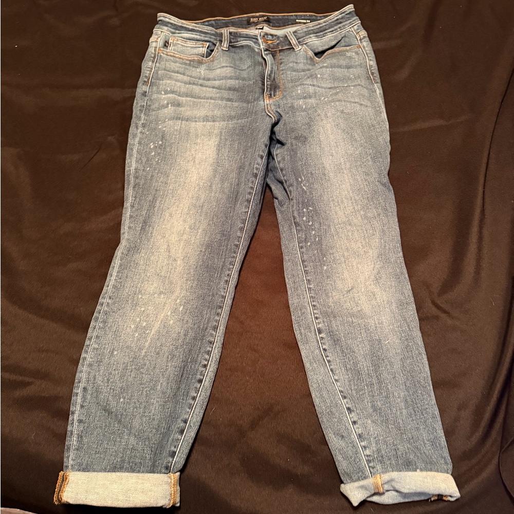 Judy Blue Light Wash Ankle Jeans
